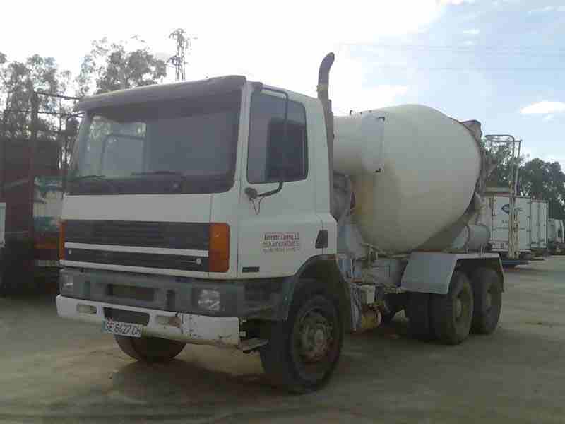 Camion Hormigonera DAF  75CF270  